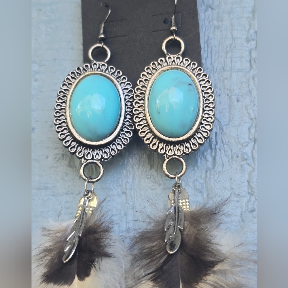 New! Hand Crafted Turquoise Color Blue Feather Dangle Earrings Native Boho - Picture 6 of 6